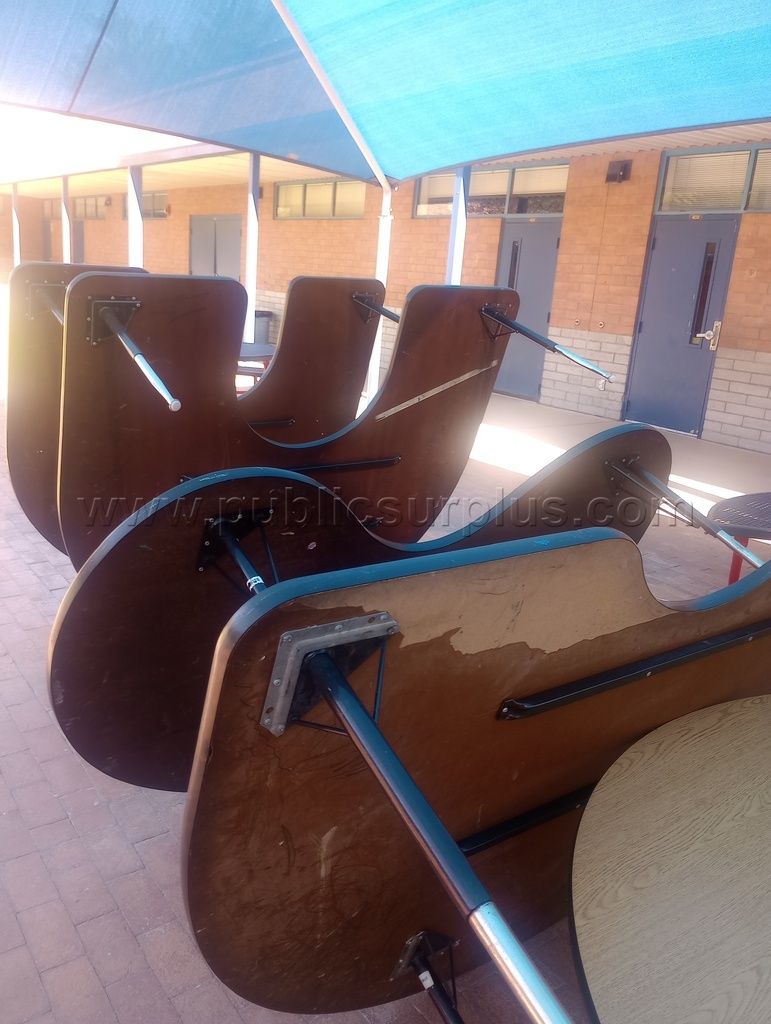 Student table — photo 1