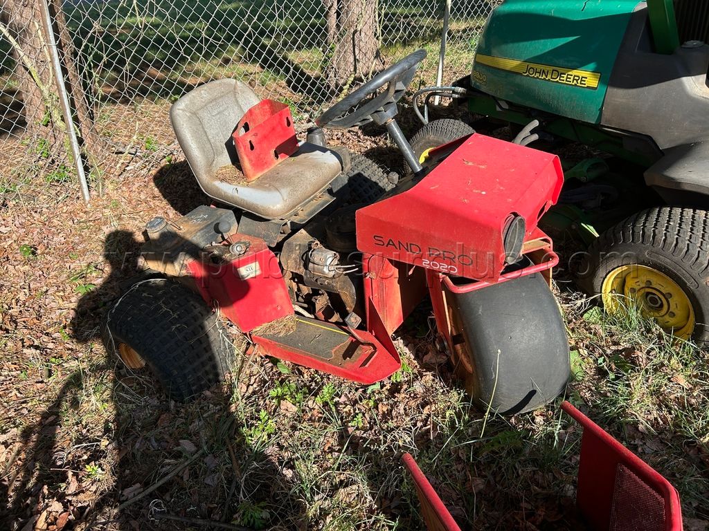 Toro Sand Pro — photo 1