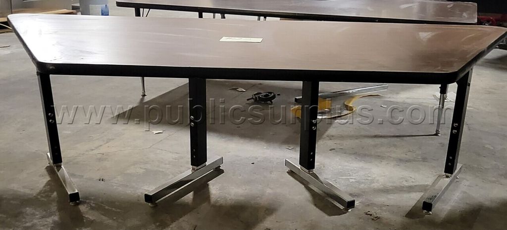 #22 Classroom Table/Desk — photo 1