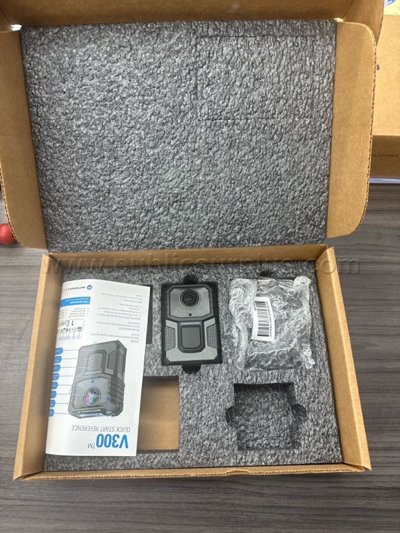 NEW Motorola V300 Body Worn Camera with Mount 068619 — photo 1