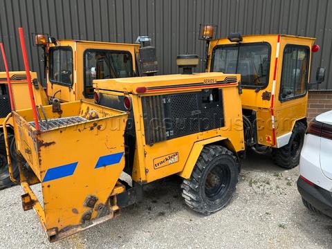2003 Trackless MT-V Sidewalk Tractor