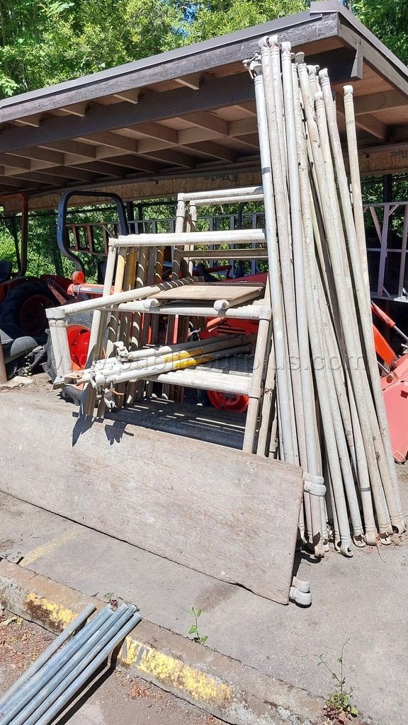 Aluminum Scaffolding — photo 1
