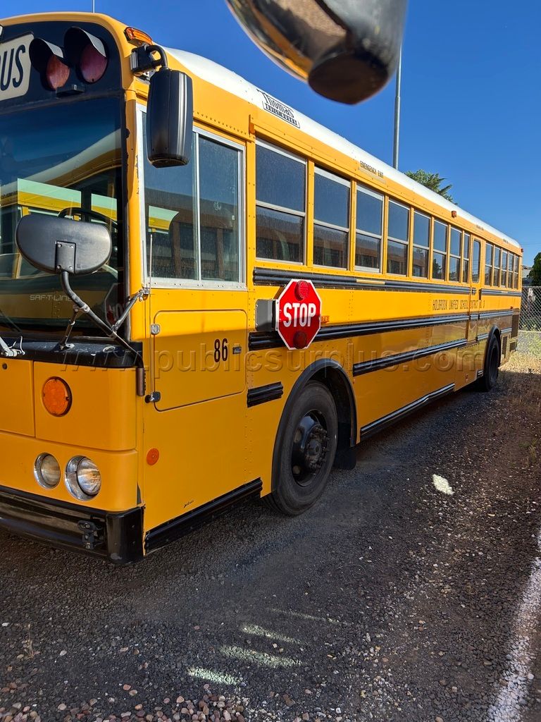 2009 THOMAS HDX ISB 84 PASSENGER BUS — photo 1