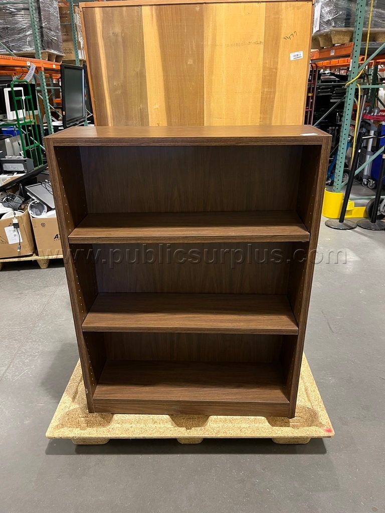 2 Wooden Bookshelves-GG2-DM — photo 1