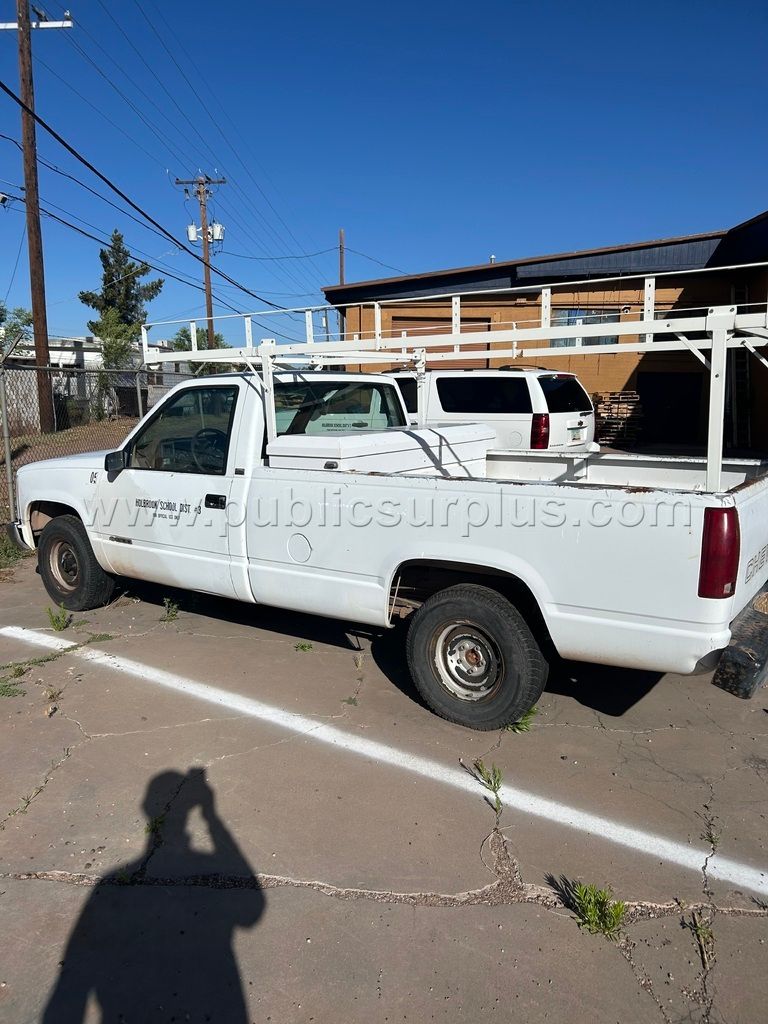 1990 CHEVY 1/2 TON 350- UNIT 5 — photo 1