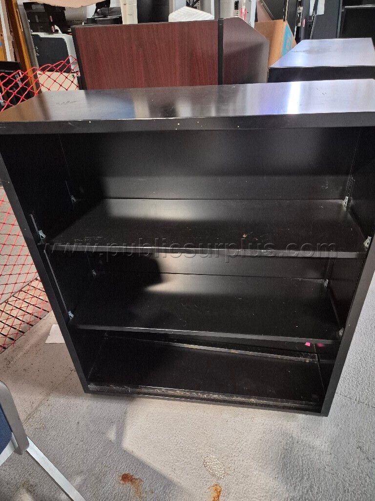 Metal Bookshelf — photo 1