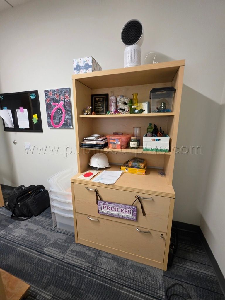 Office Furniture — photo 1