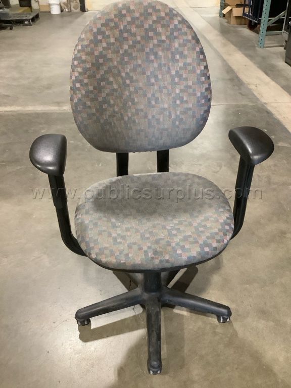 7982 - Office Chair — photo 1
