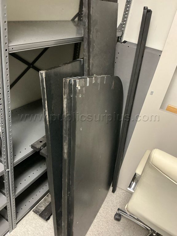 BLACK DESK - photo 1