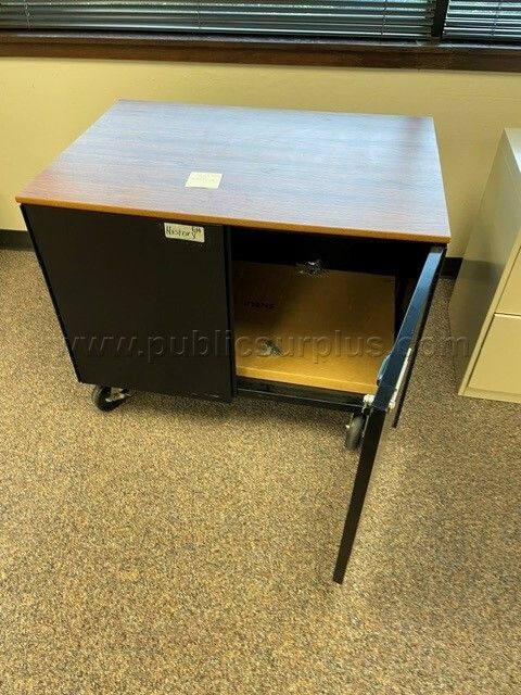 Cabinet 1 — photo 1