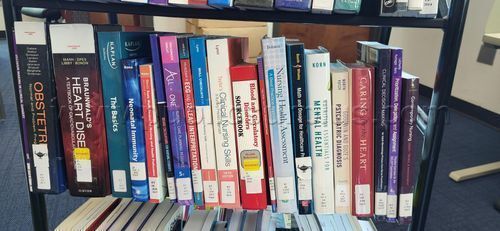 95 Variety of Books (216873 NM) — photo 1