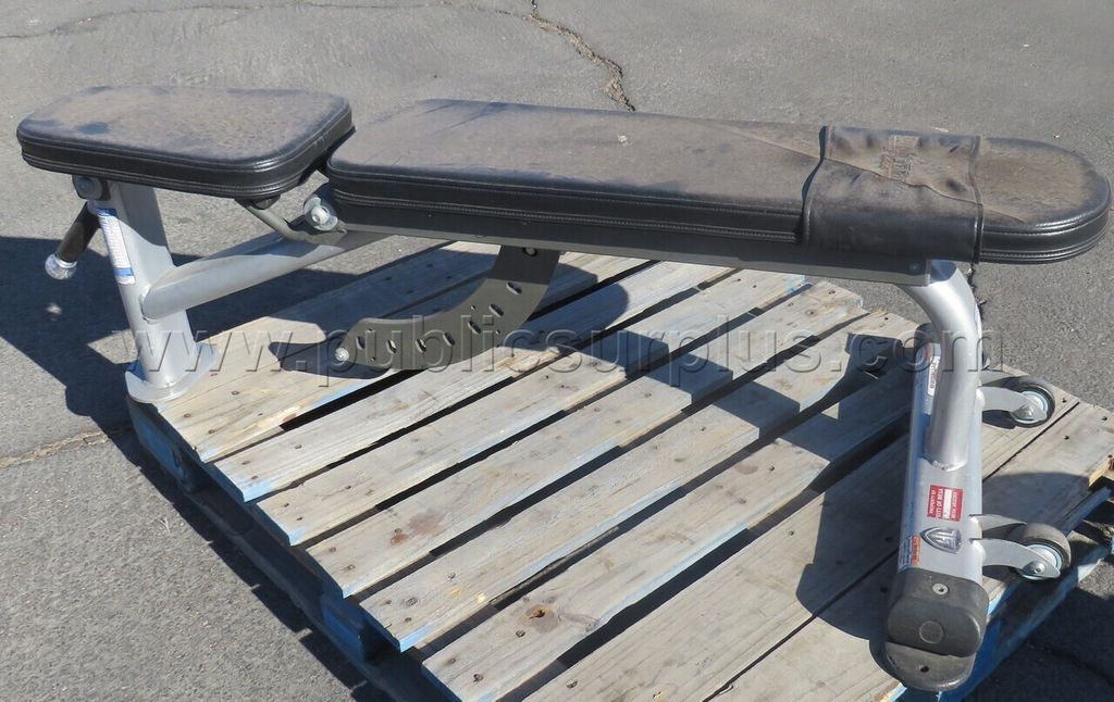 Tuff Stuff Fitness Weight Bench — photo 1