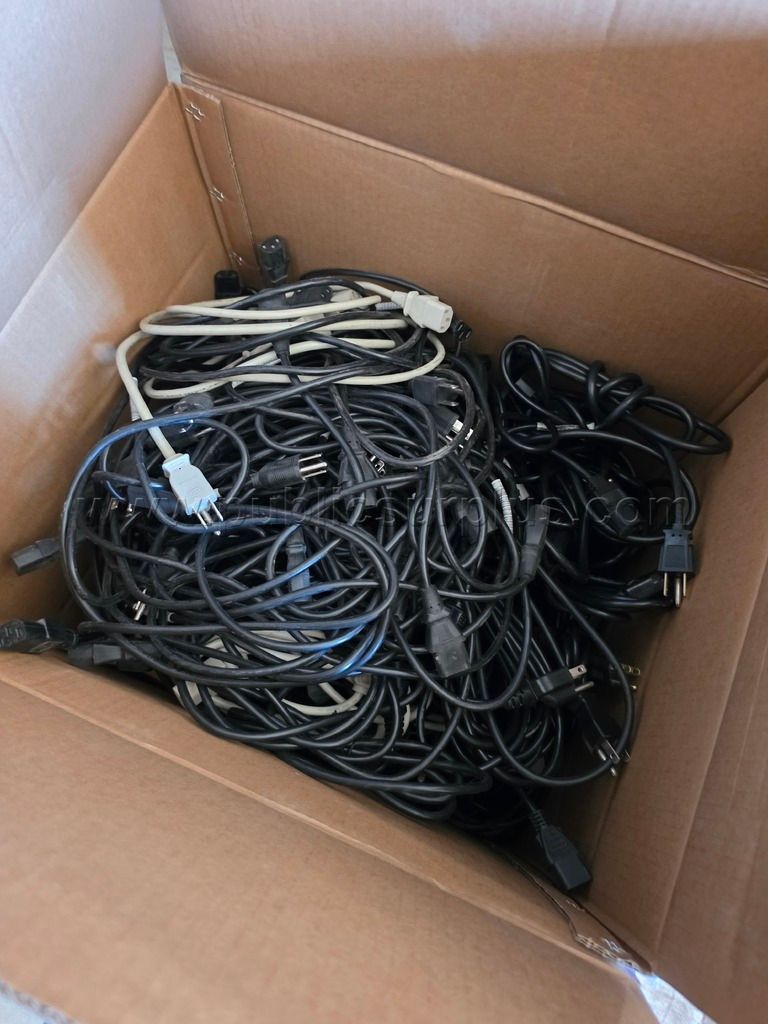 Box of Standard Power Cables - photo 1