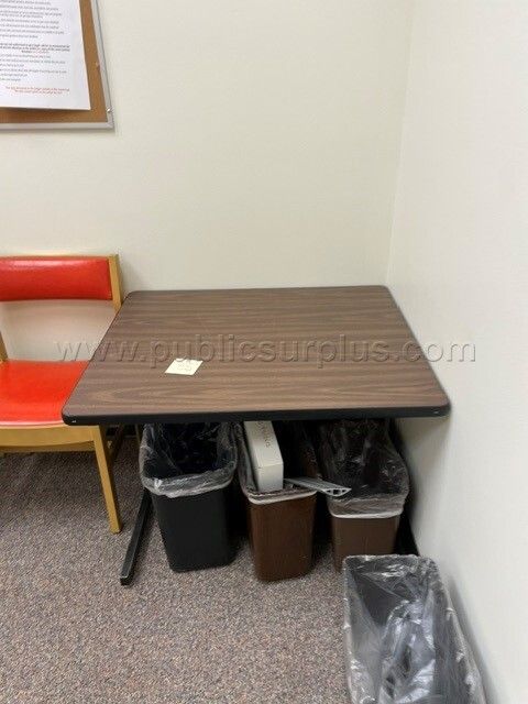 Folding Table 5 — photo 1