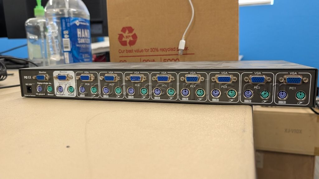 D-LINK DKVM-8E (KVM Switch) - photo 1