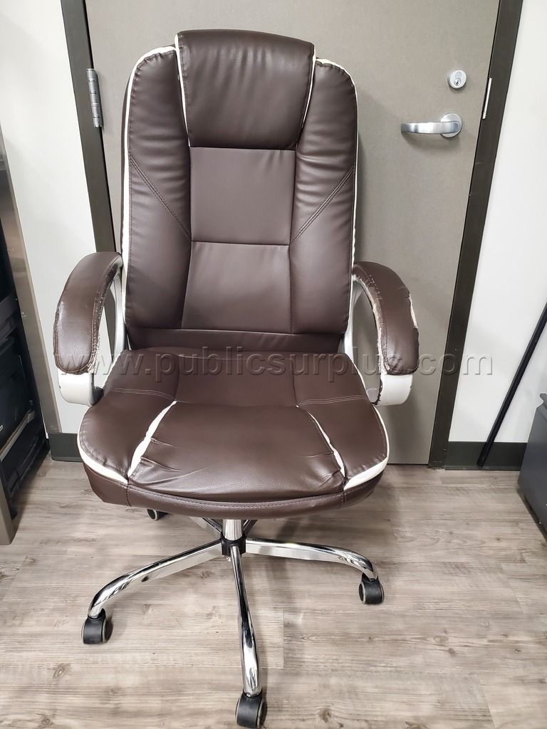 Brown Rolling Chair #2 — photo 1
