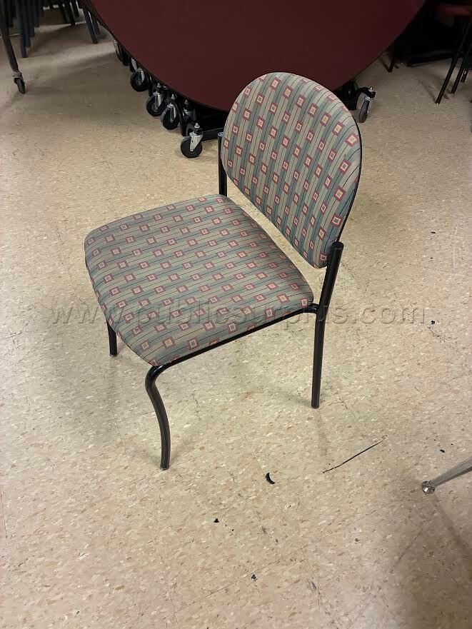 Upholstered chair — photo 1