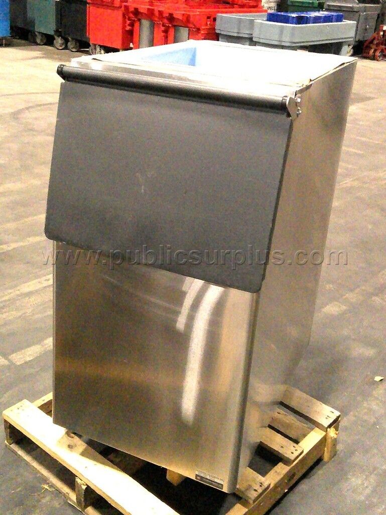 Hoshizaki Ice Machine - photo 1