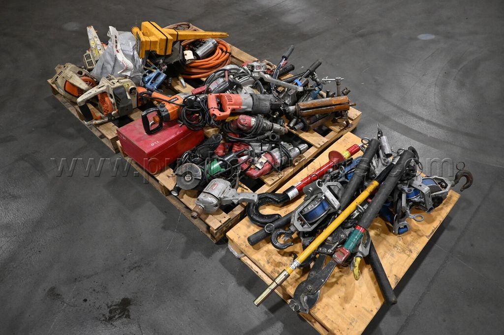 Lot of Assorted Tools — photo 1
