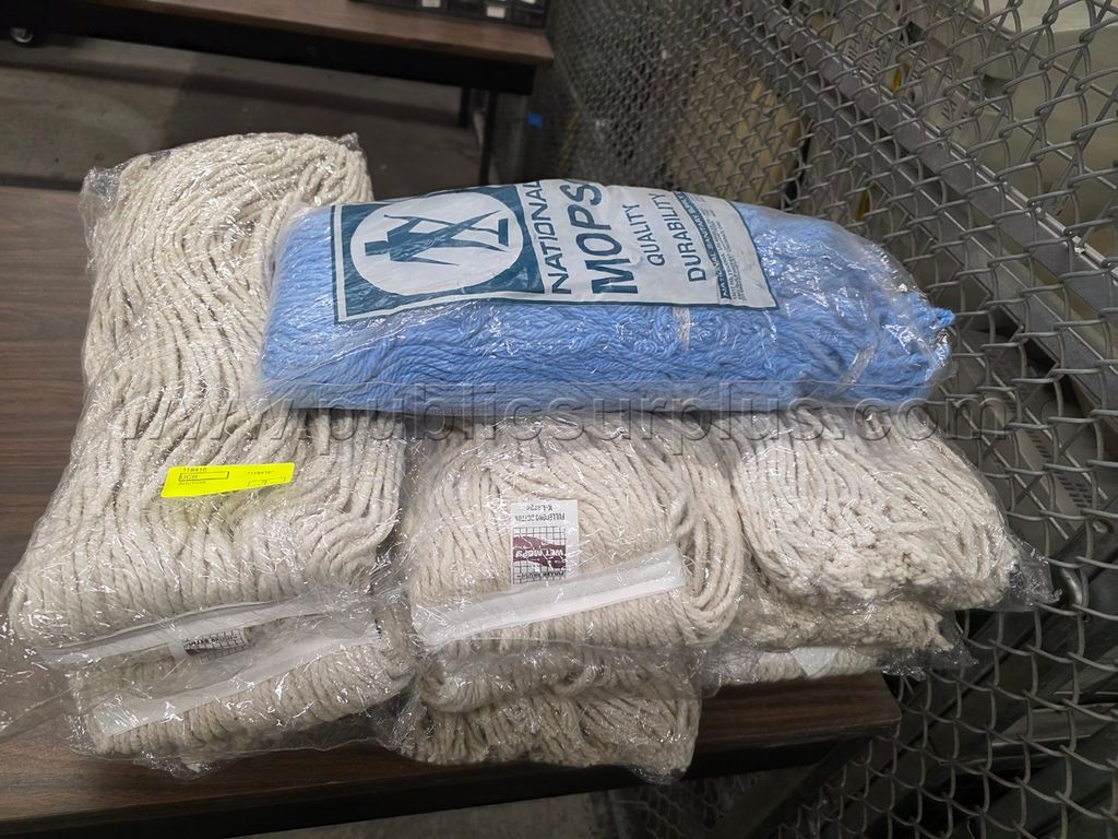 9 - X-Large Mop Heads (118416) — photo 1