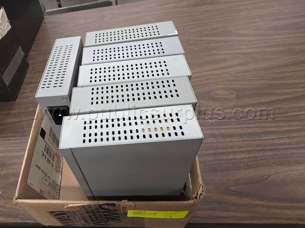 6 - Allied Telesyn AT-FS705L Switch (118418) - photo 1
