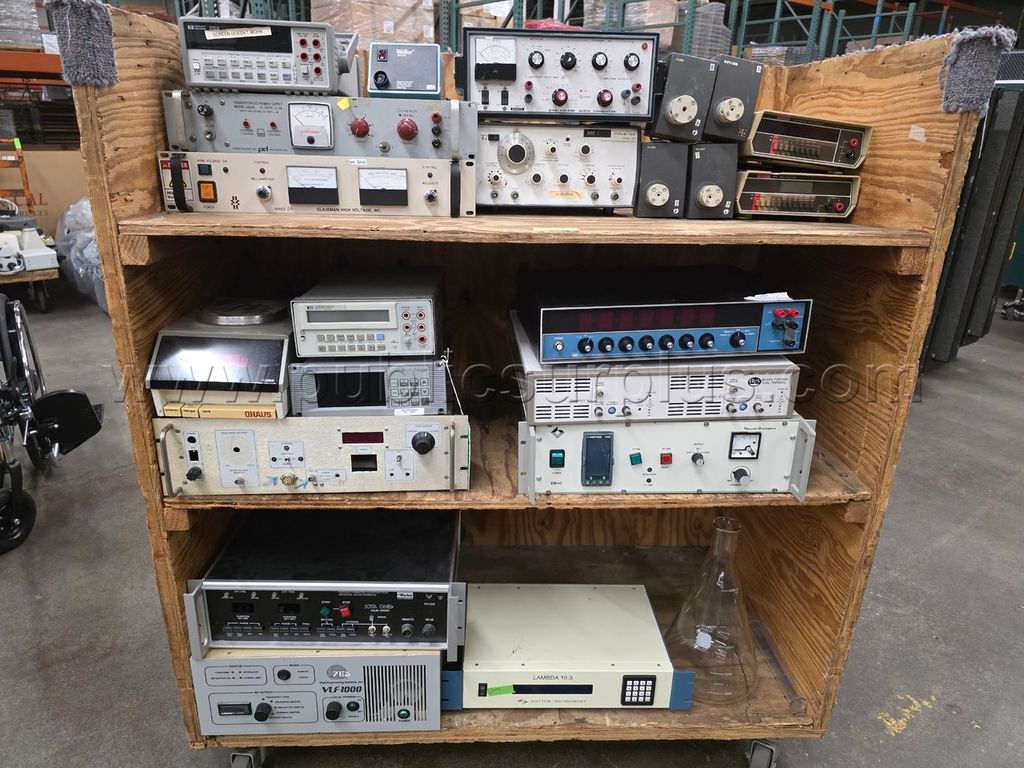 Lab Equipment (118420) — photo 1