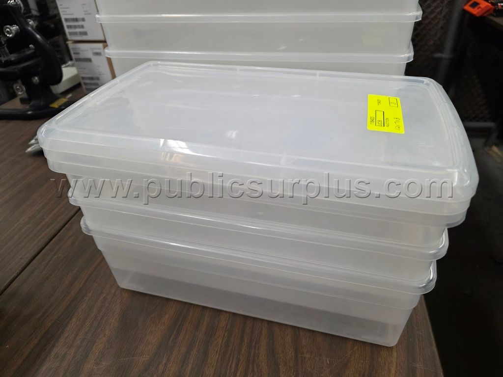 3 - Plastic Containers with Tops (118423) — photo 1