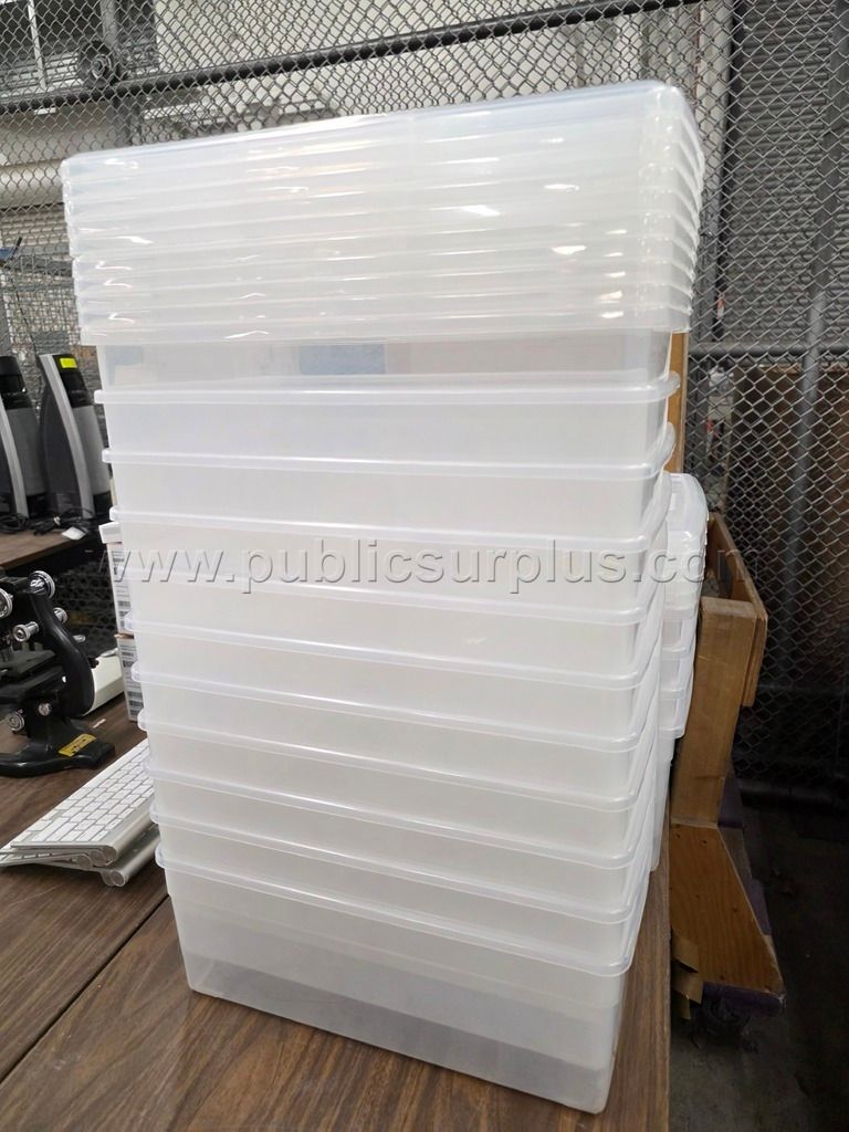 11 - Plastic Containers with 10 - Tops (118424) — photo 1
