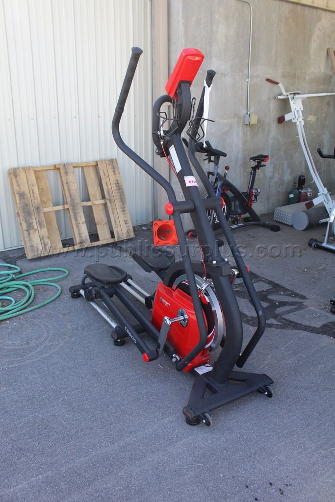 CG800 Elliptical Machine ~6300~ — photo 1