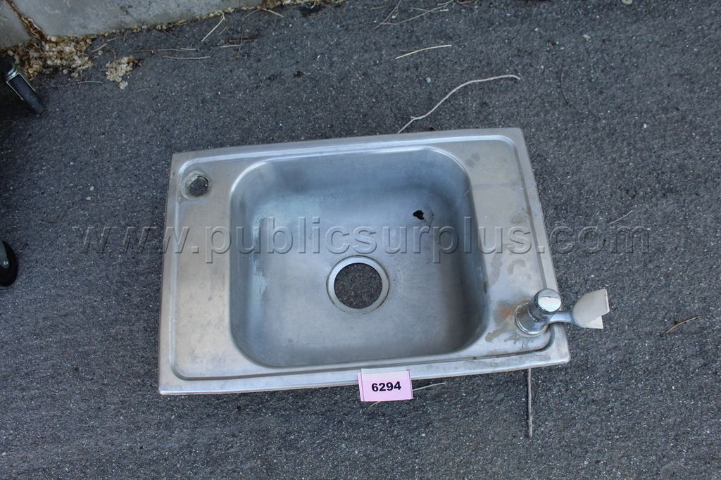 single sinks ~6294~ — photo 1