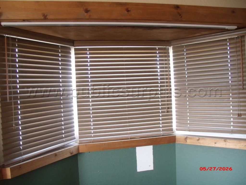 Window Coverings — photo 1