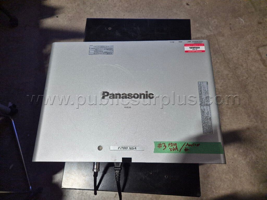 Panasonic F200 XGA Projector #1 Tag: 029122 — photo 1