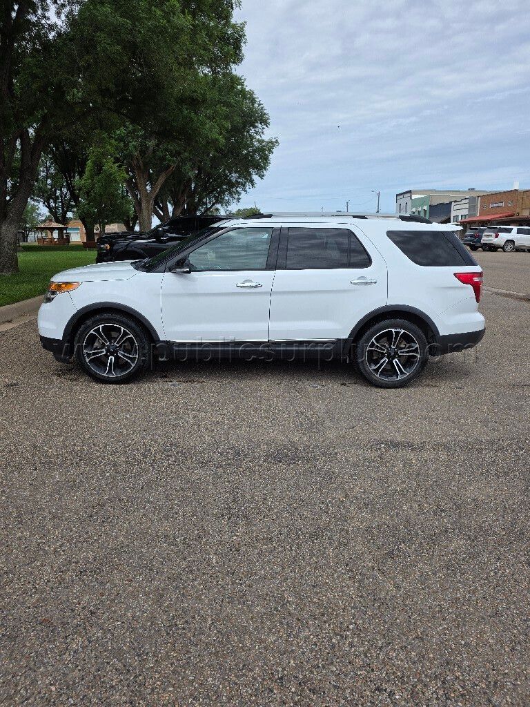 2013 Ford Explorer XLT — photo 1