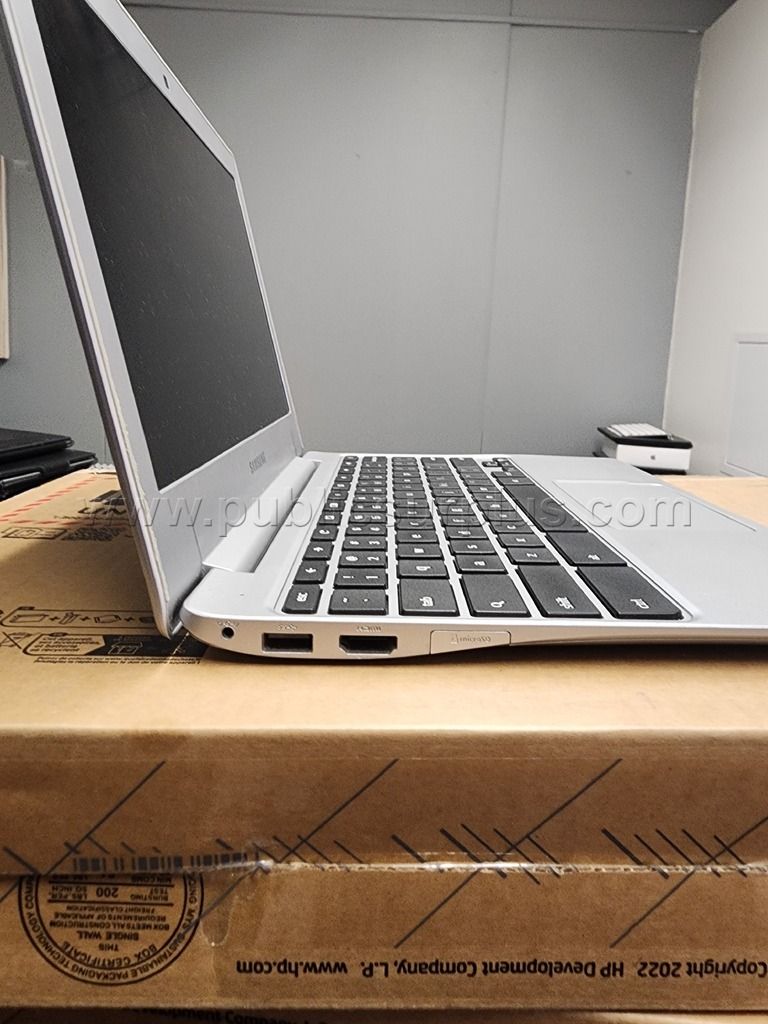 30x Samsung Chromebook 3 - photo 1