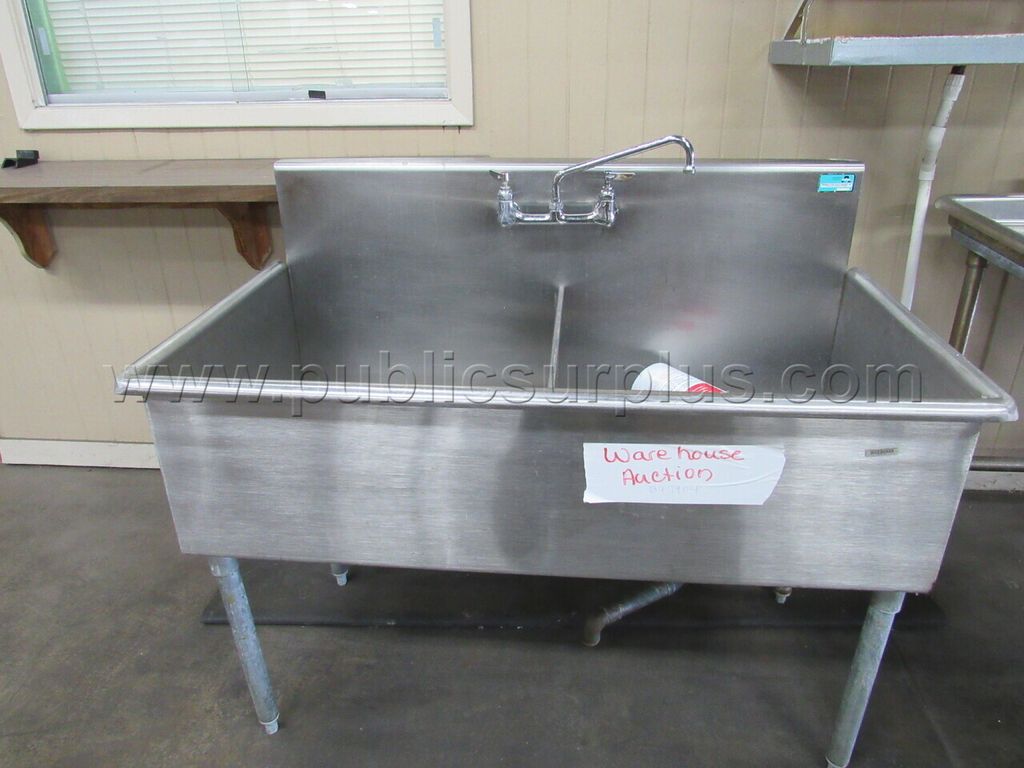STAINLESS STEEL SINK - photo 1