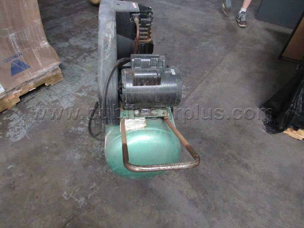COMPRESSOR — photo 1