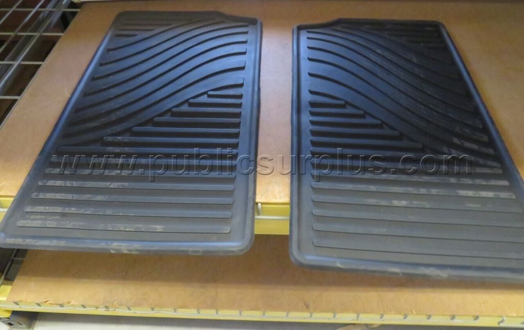 Lot of 2 Vinyl Floor Mats  **2 Pieces** — photo 1