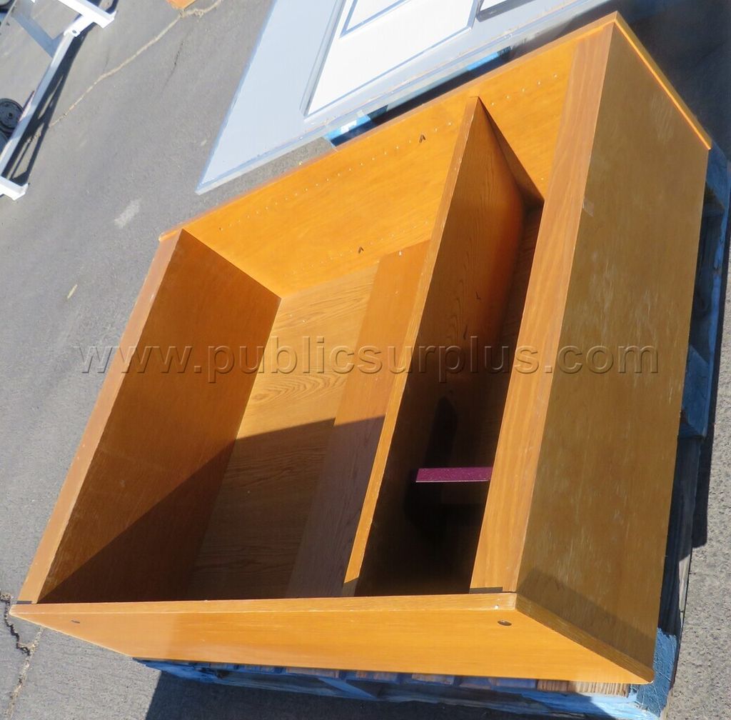 Wood Bookcase — photo 1