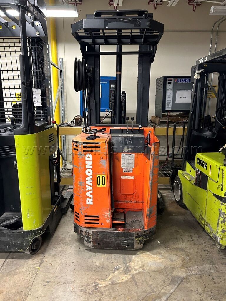 Lot 101 - Raymond Reach Forklift, Model: 20RA30TT, Forklift is Inoperable — photo 1