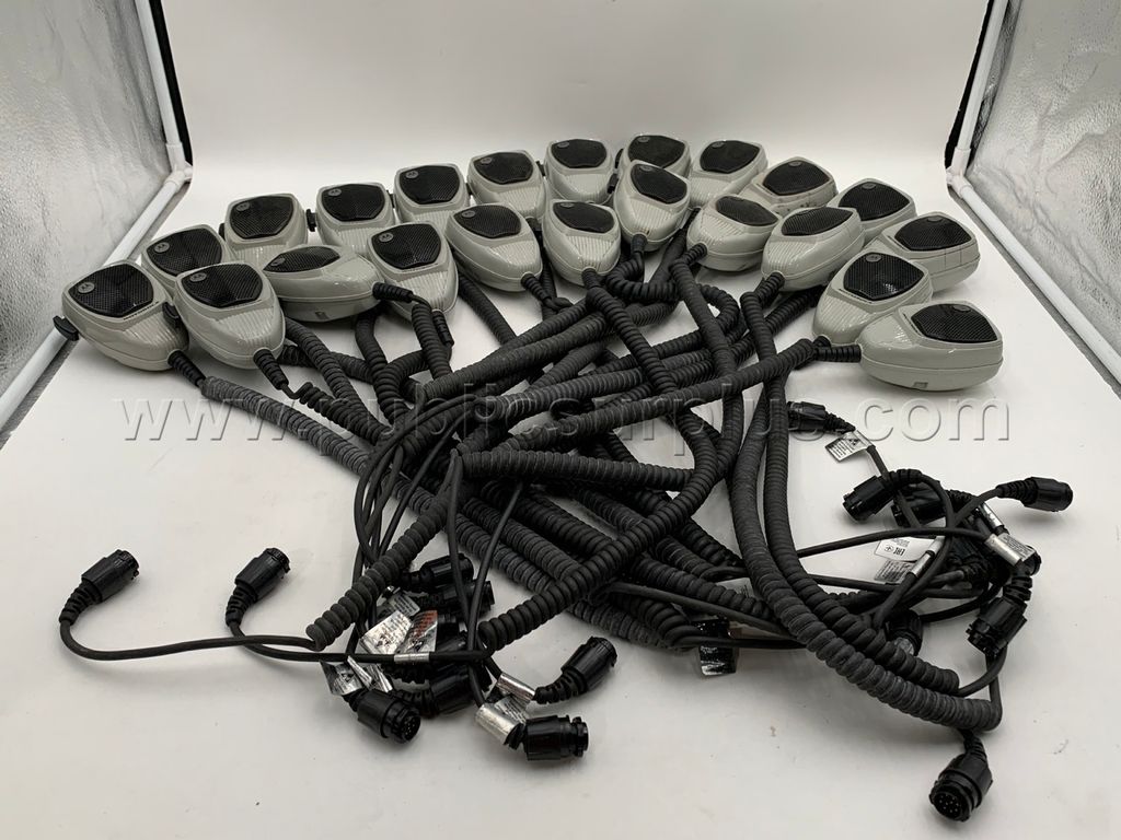 Radio Mics, Motorola - Shipping $20 /KK — photo 1