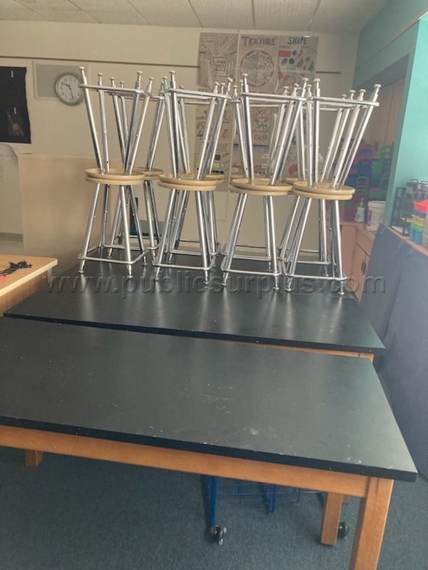 MISCELLANEOUS SCHOOL FURNITURE - Pick up ASAP — photo 1