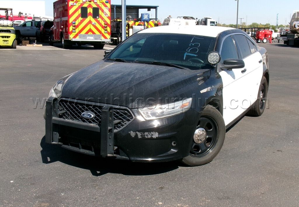 2013 Ford Taurus, Police Interceptor (7537) - photo 1