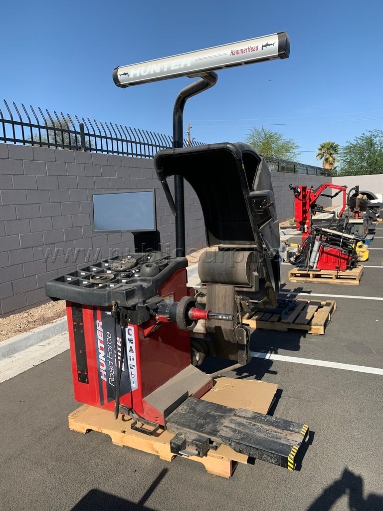 Tire Balancer & Wheel Lift, Hunter /KK - photo 1