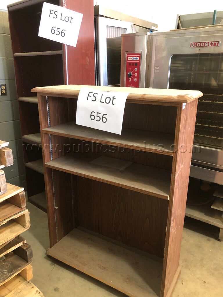 Lot 656 2 Bookcase/shelf — photo 1