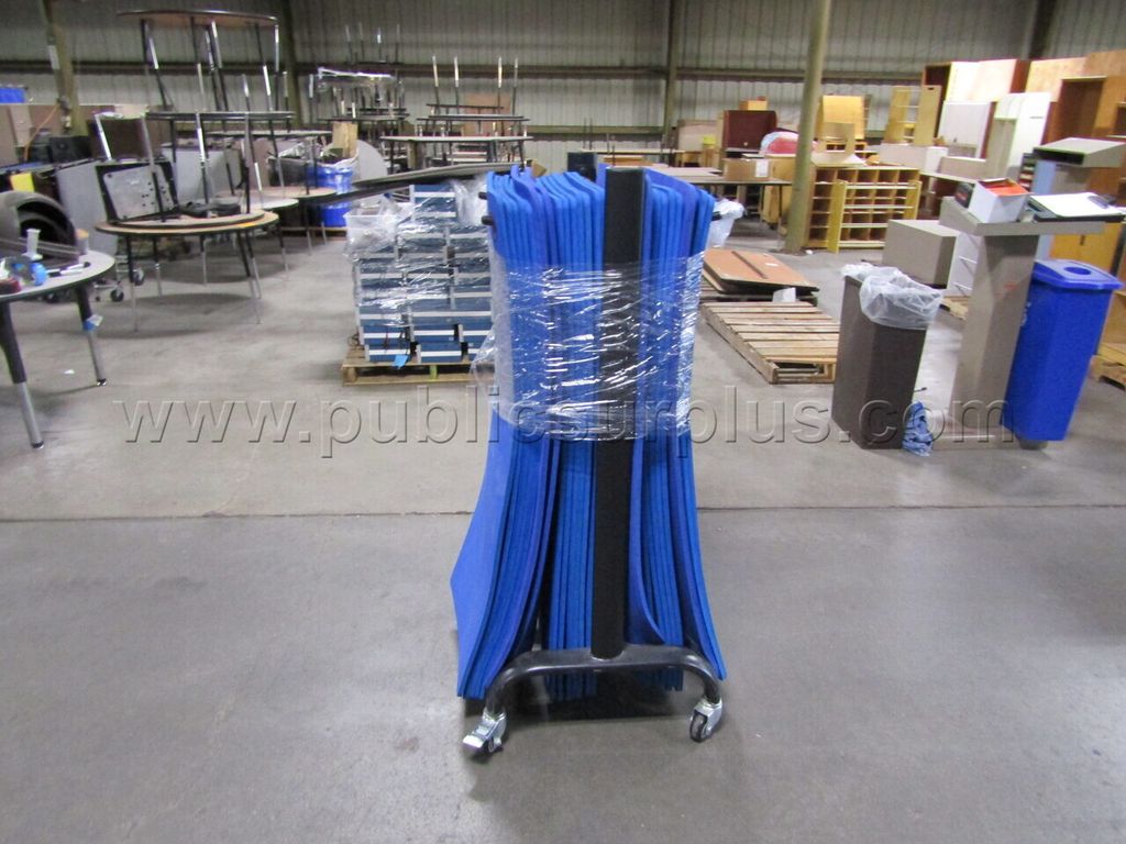 YOGA MAT AND CART — photo 1