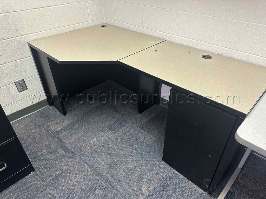 2 Piece Corner Desk — photo 1