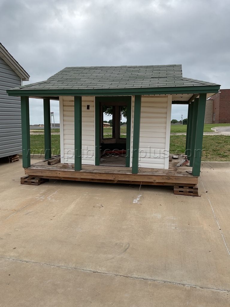 PLAYHOUSE #93 10X12 W/4 SIDED PORCH - photo 1