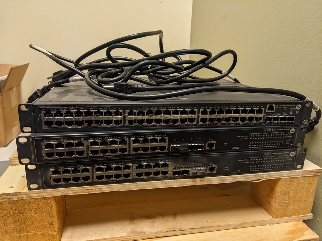 3 HPE Switches - photo 1
