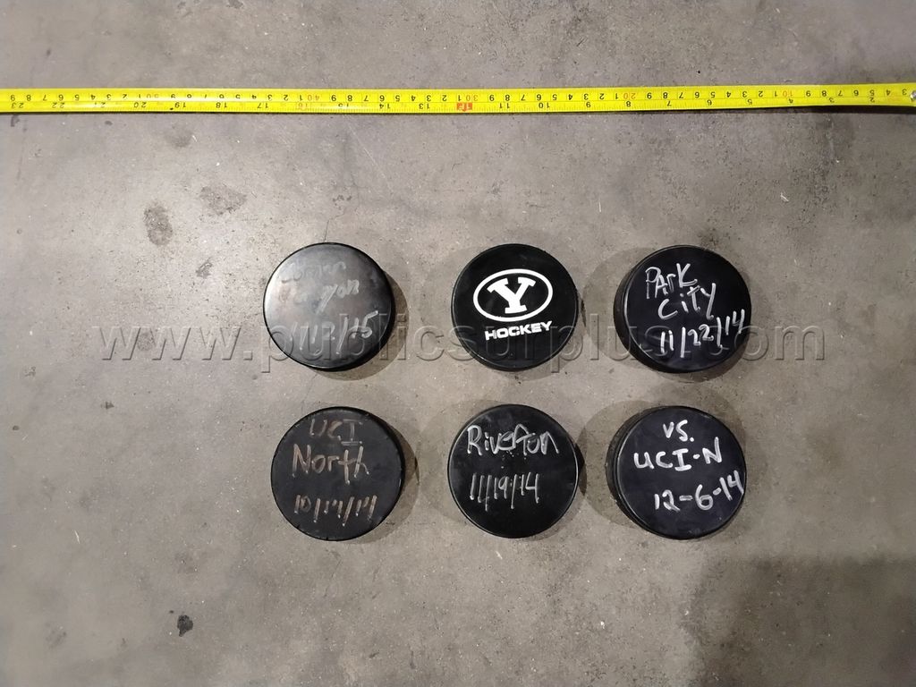 Lot of 6 Hockey Pucks - K — photo 1