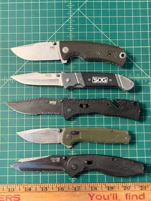 SOG Knives - QTY 5 - Shipping $12.00 — photo 1